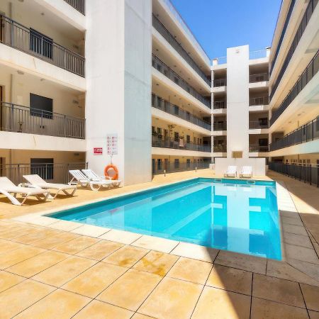 Appartamento Center Location, Ac, Swimming Pool, And Parking Olhão Esterno foto