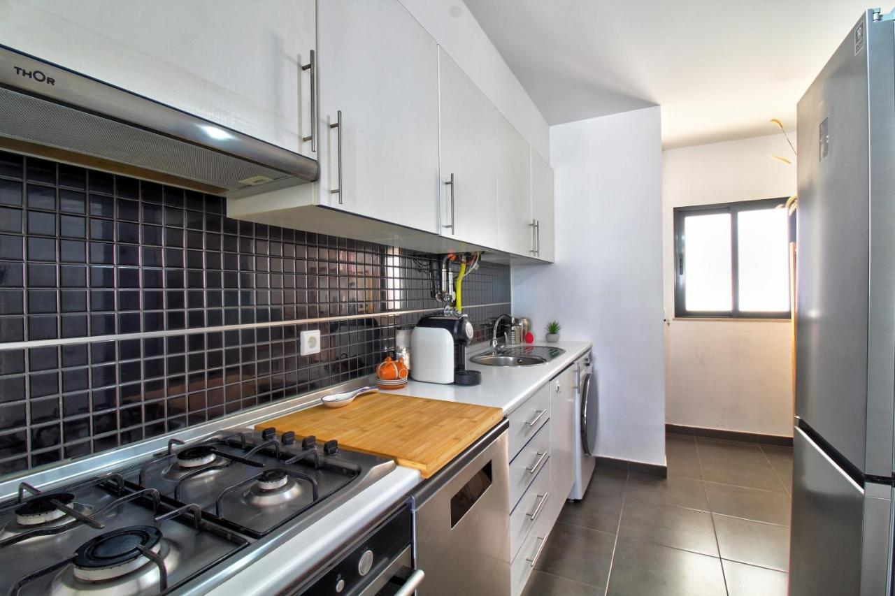 Appartamento Center Location, Ac, Swimming Pool, And Parking Olhão Esterno foto