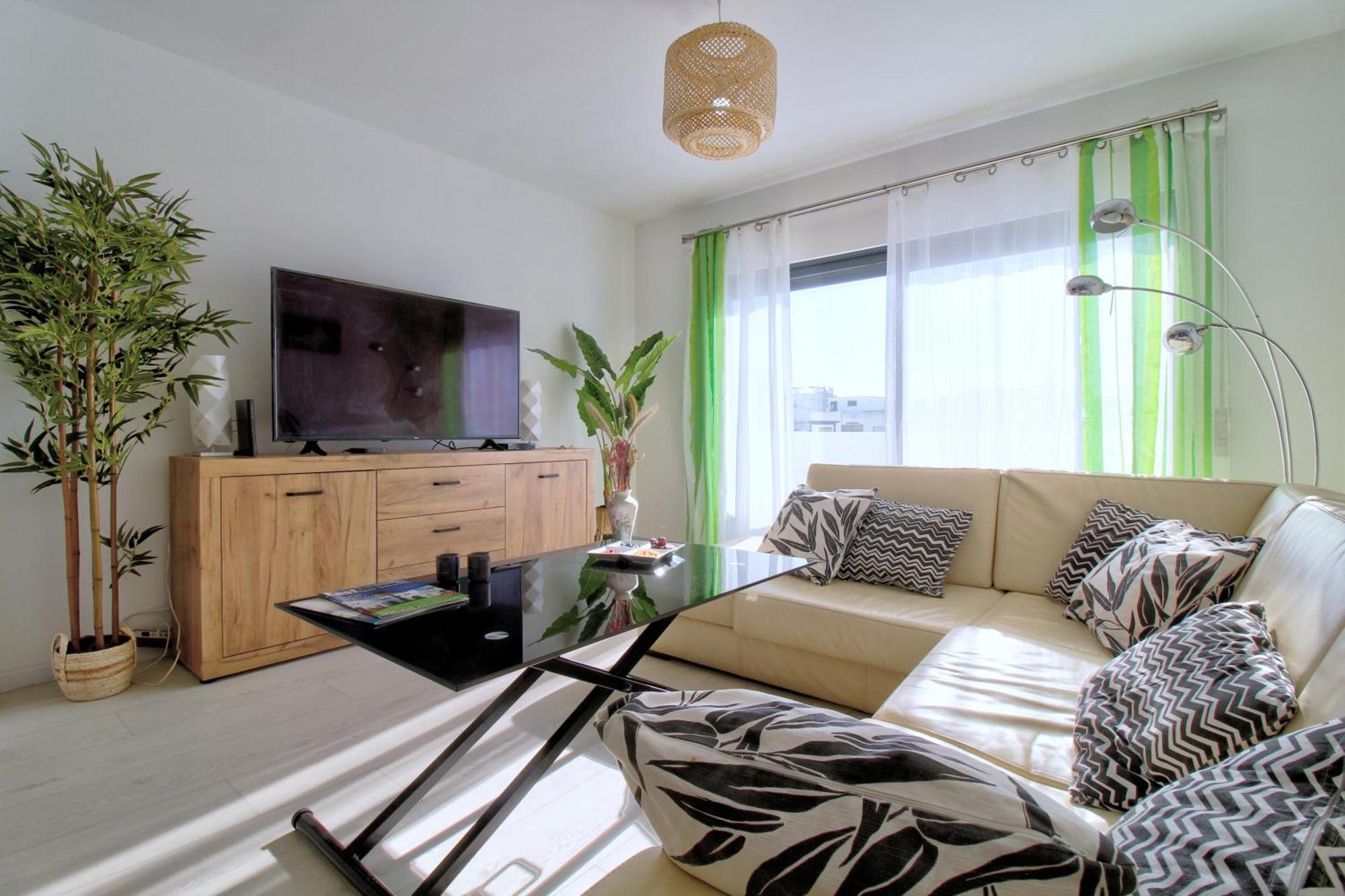Appartamento Center Location, Ac, Swimming Pool, And Parking Olhão Esterno foto
